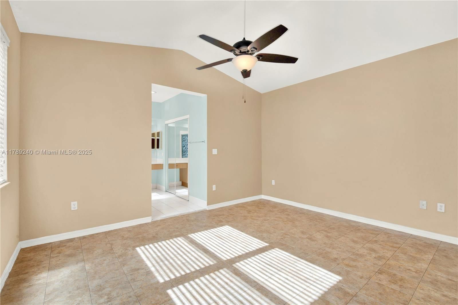 Real estate property located at 1979 13th St, Miami-dade, Shores At Keys Gate, Homestead, FL