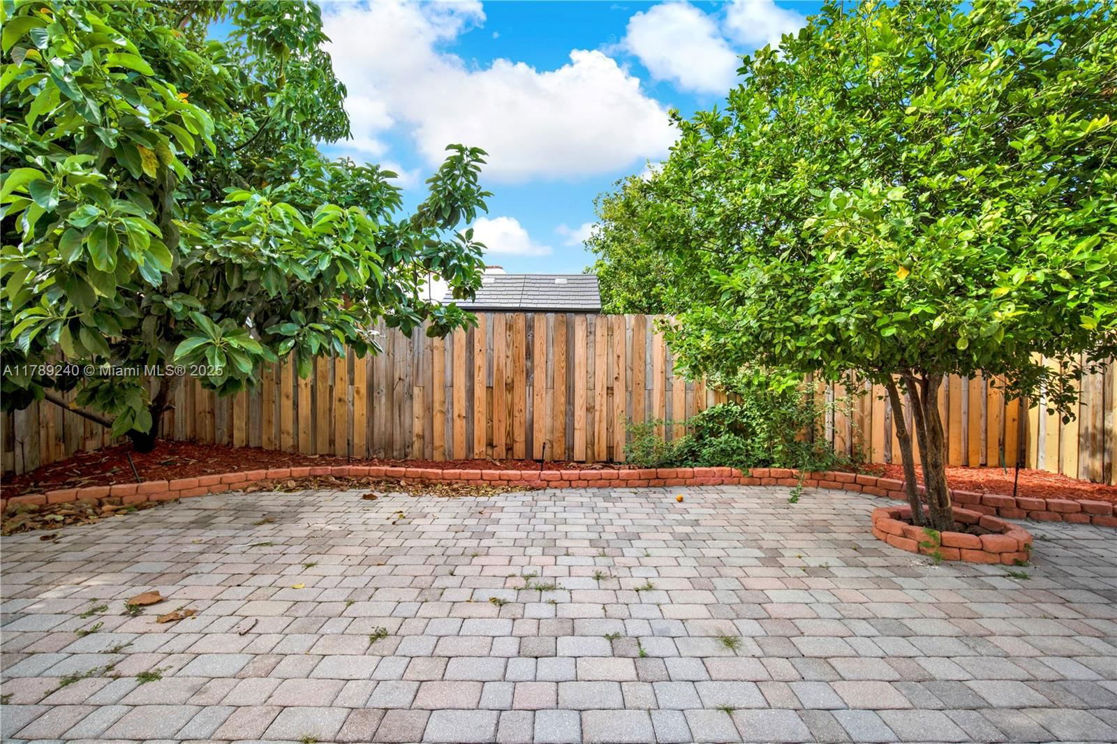 Real estate property located at 1979 13th St, Miami-dade, Shores At Keys Gate, Homestead, FL