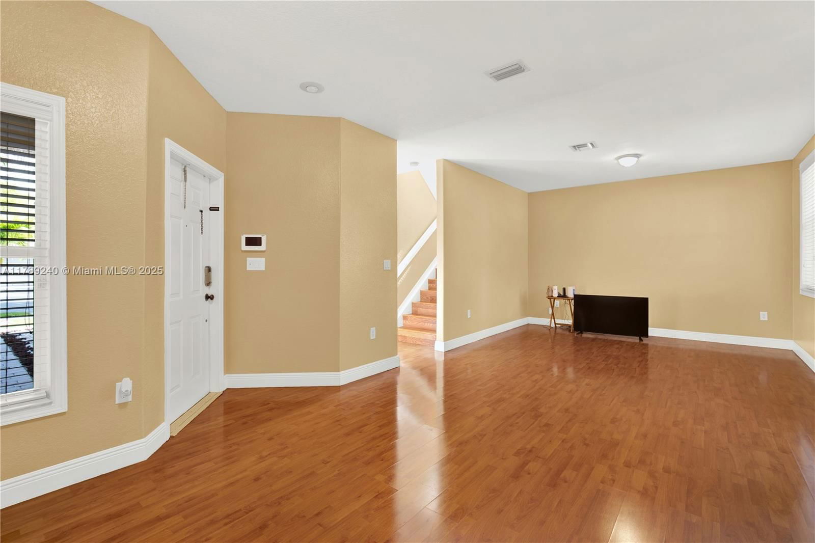 Real estate property located at 1979 13th St, Miami-dade, Shores At Keys Gate, Homestead, FL