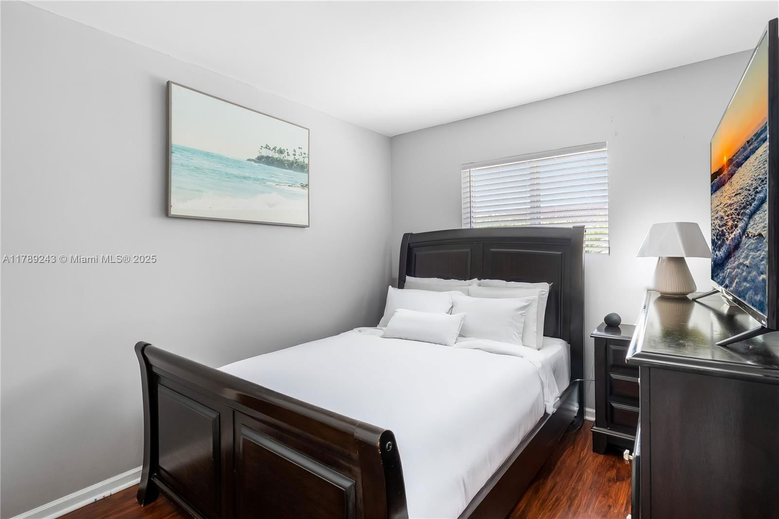 Real estate property located at 13906 174th St, Miami-dade, Weitzer Serena Lakes Town, Miami, FL