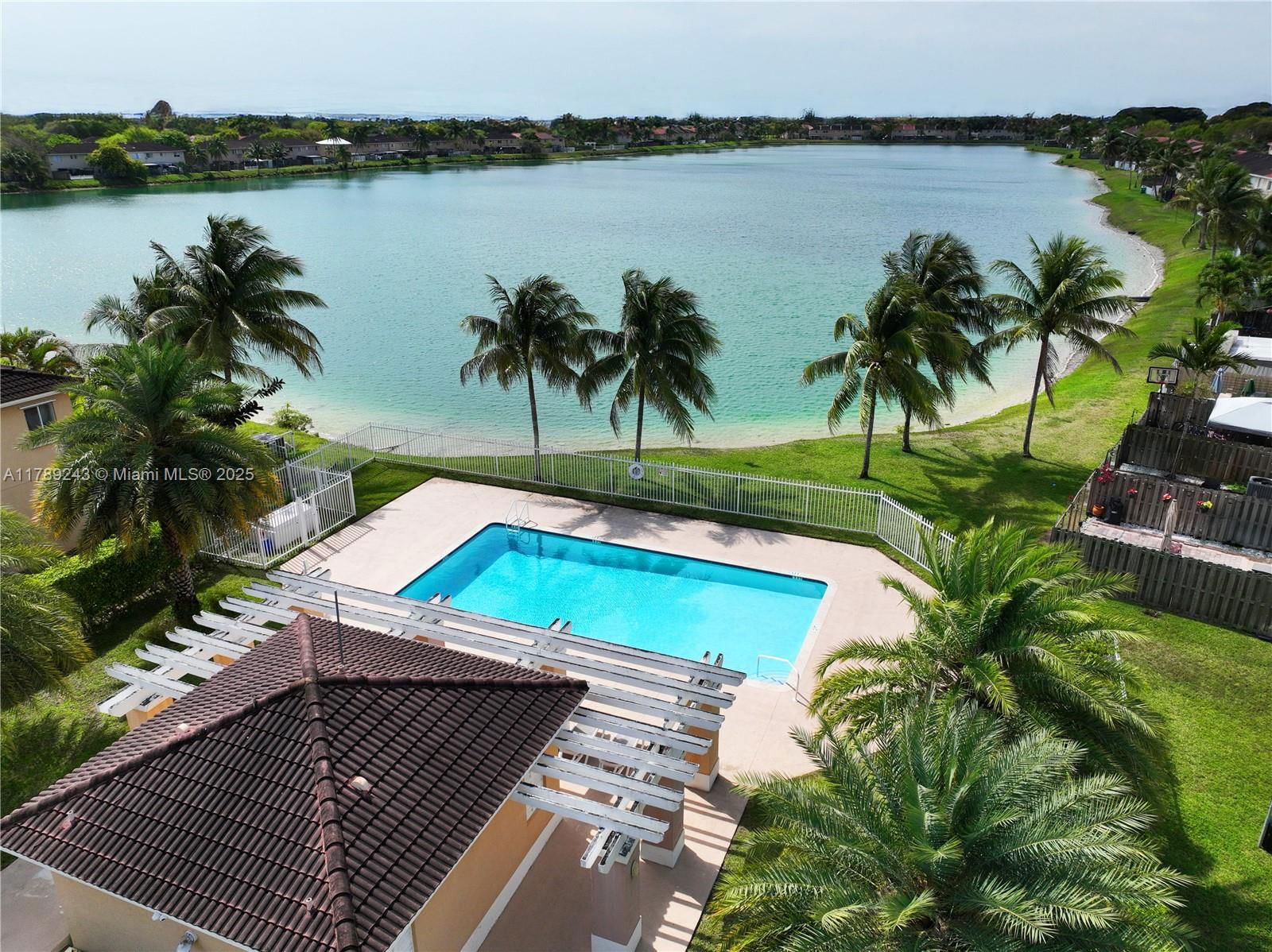 Real estate property located at 13906 174th St, Miami-dade, Weitzer Serena Lakes Town, Miami, FL