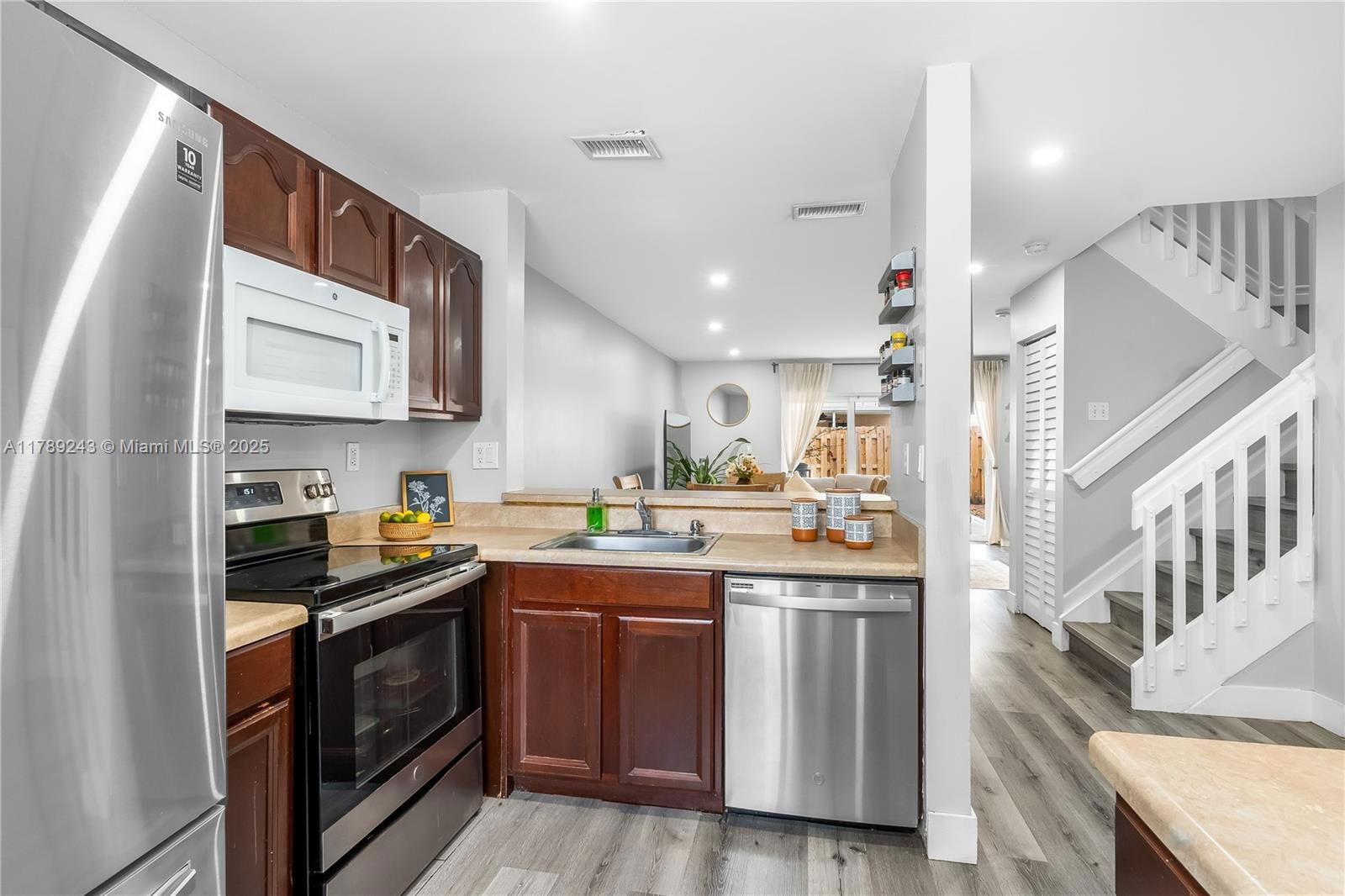 Real estate property located at 13906 174th St, Miami-dade, Weitzer Serena Lakes Town, Miami, FL
