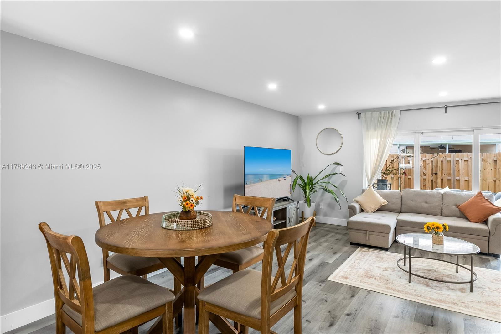 Real estate property located at 13906 174th St, Miami-dade, Weitzer Serena Lakes Town, Miami, FL