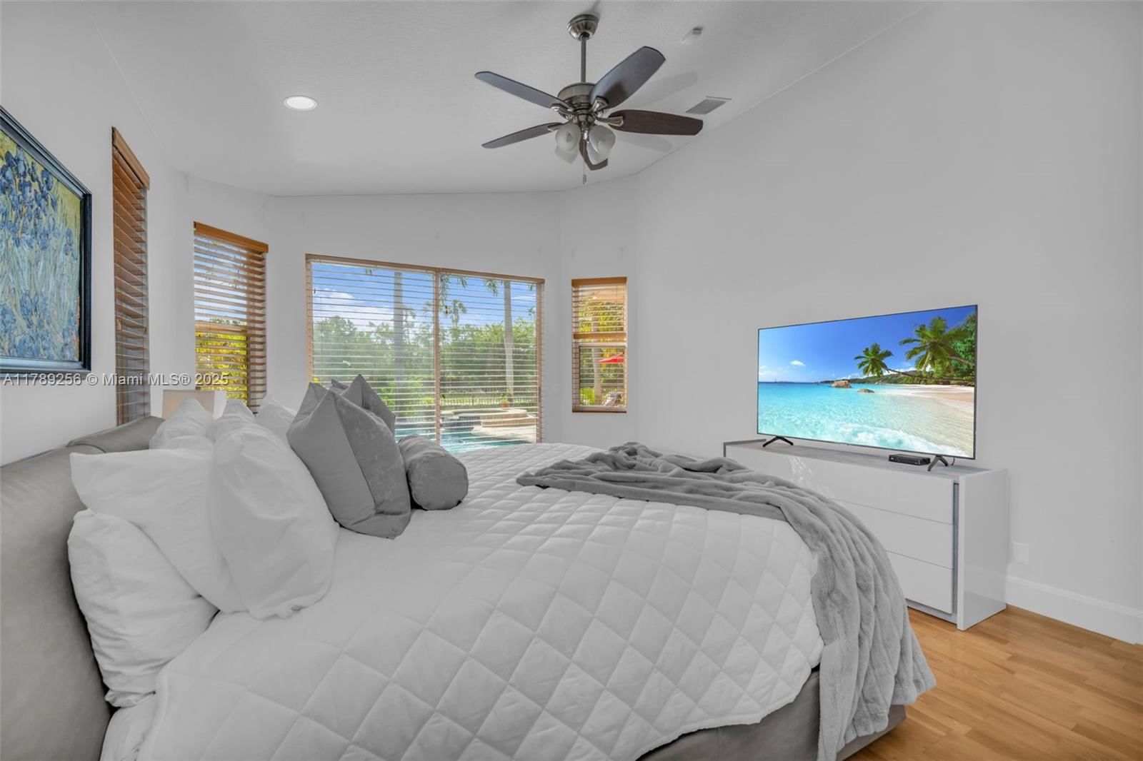 Real estate property located at 3739 Oak Ridge Cir, Broward, Sectors 8 9 And 10 Plat, Weston, FL