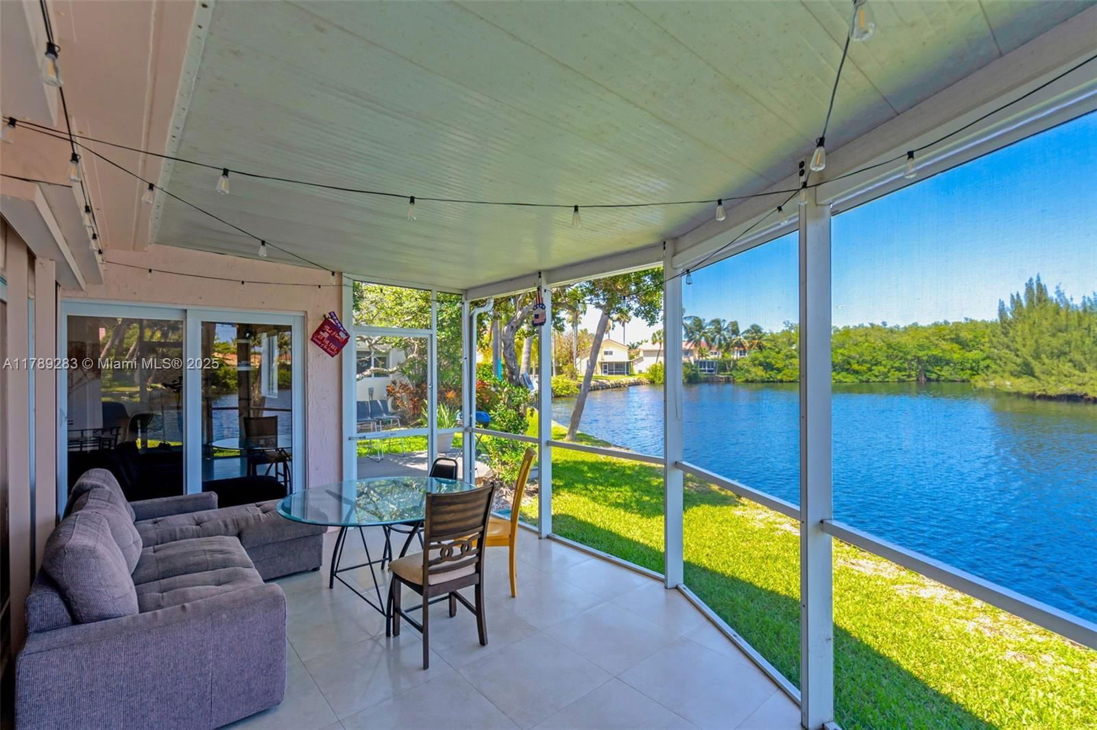 Real estate property located at 1086 5th Ct, Broward, U S Lend Lease Plat No On, Dania Beach, FL