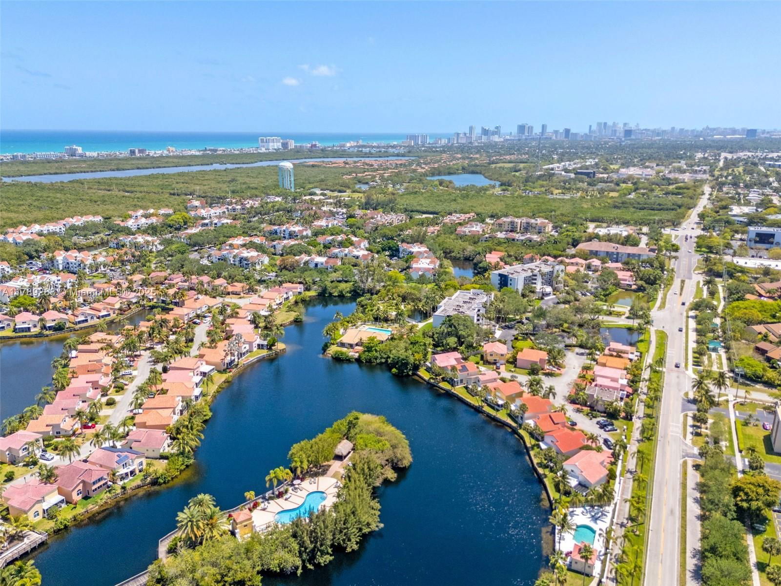 Real estate property located at 1086 5th Ct, Broward, U S Lend Lease Plat No On, Dania Beach, FL