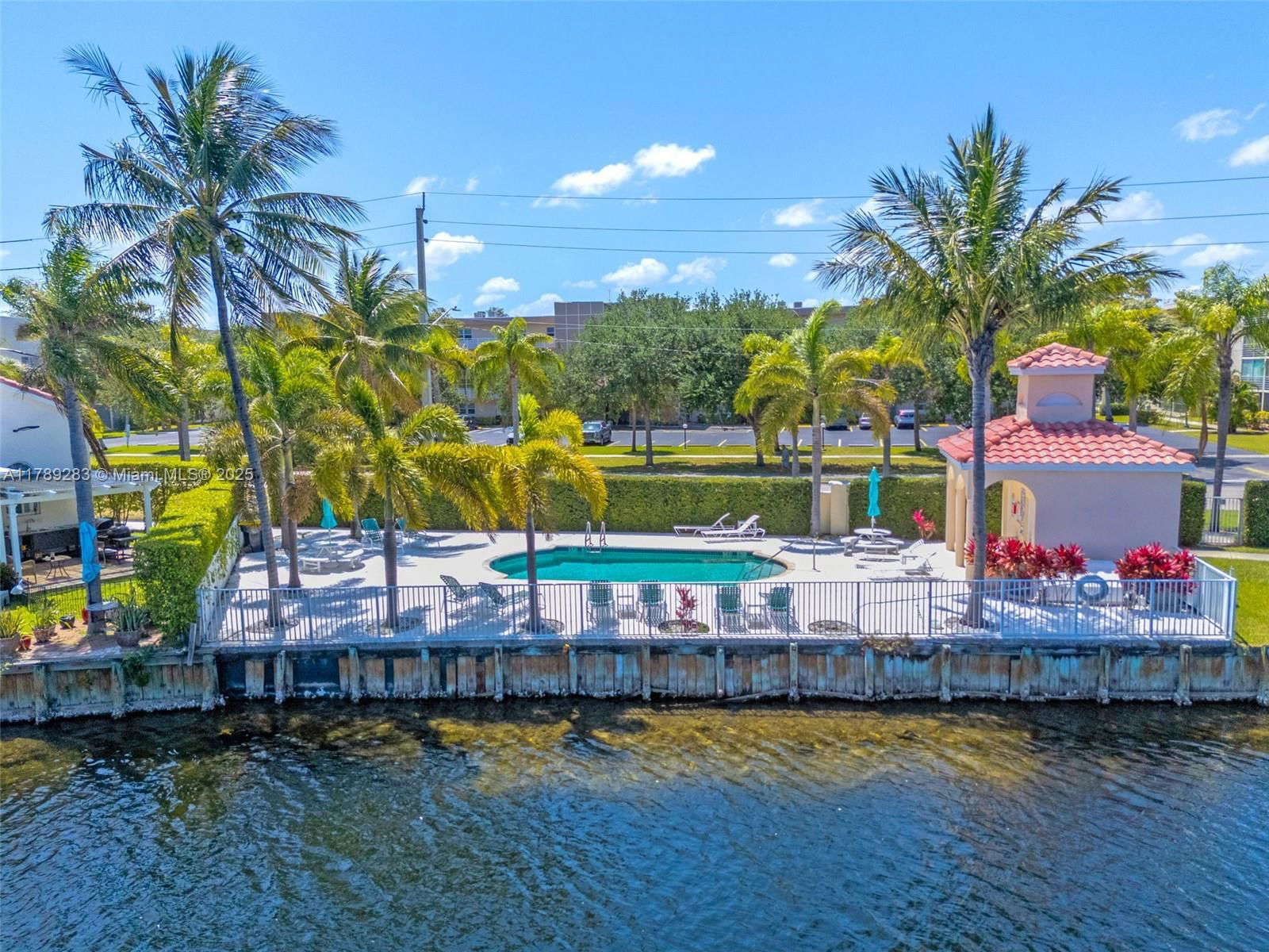 Real estate property located at 1086 5th Ct, Broward, U S Lend Lease Plat No On, Dania Beach, FL