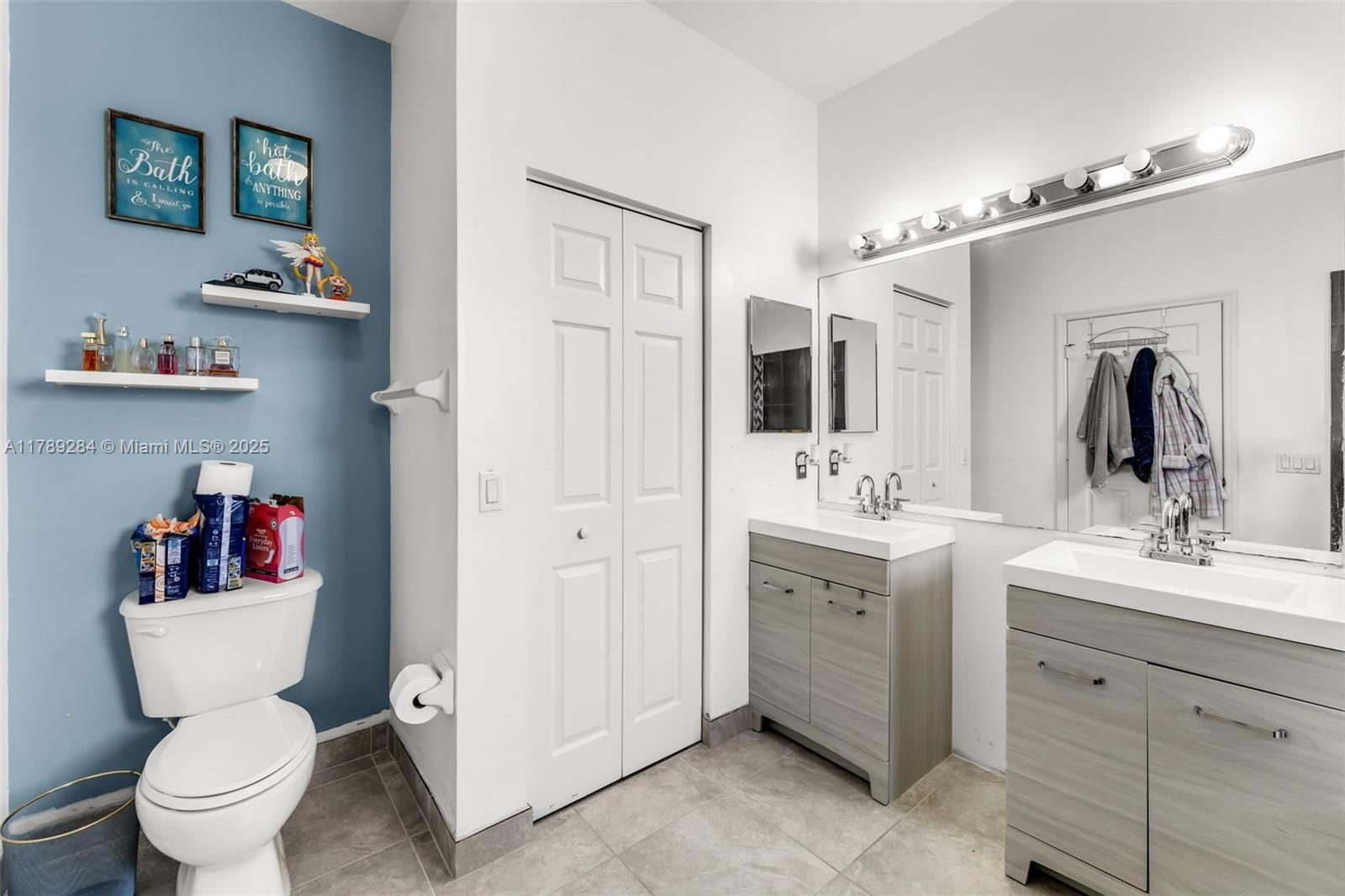 Real estate property located at 9371 221st Way, Miami-dade, Lakes By The Bay Cee, Cutler Bay, FL