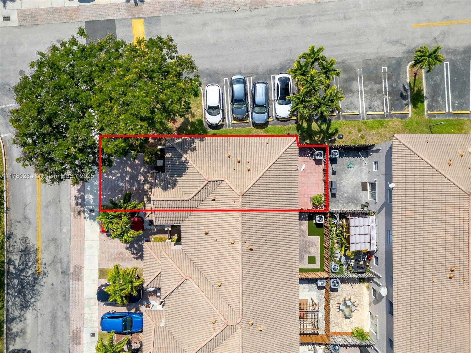 Real estate property located at 9371 221st Way, Miami-dade, Lakes By The Bay Cee, Cutler Bay, FL