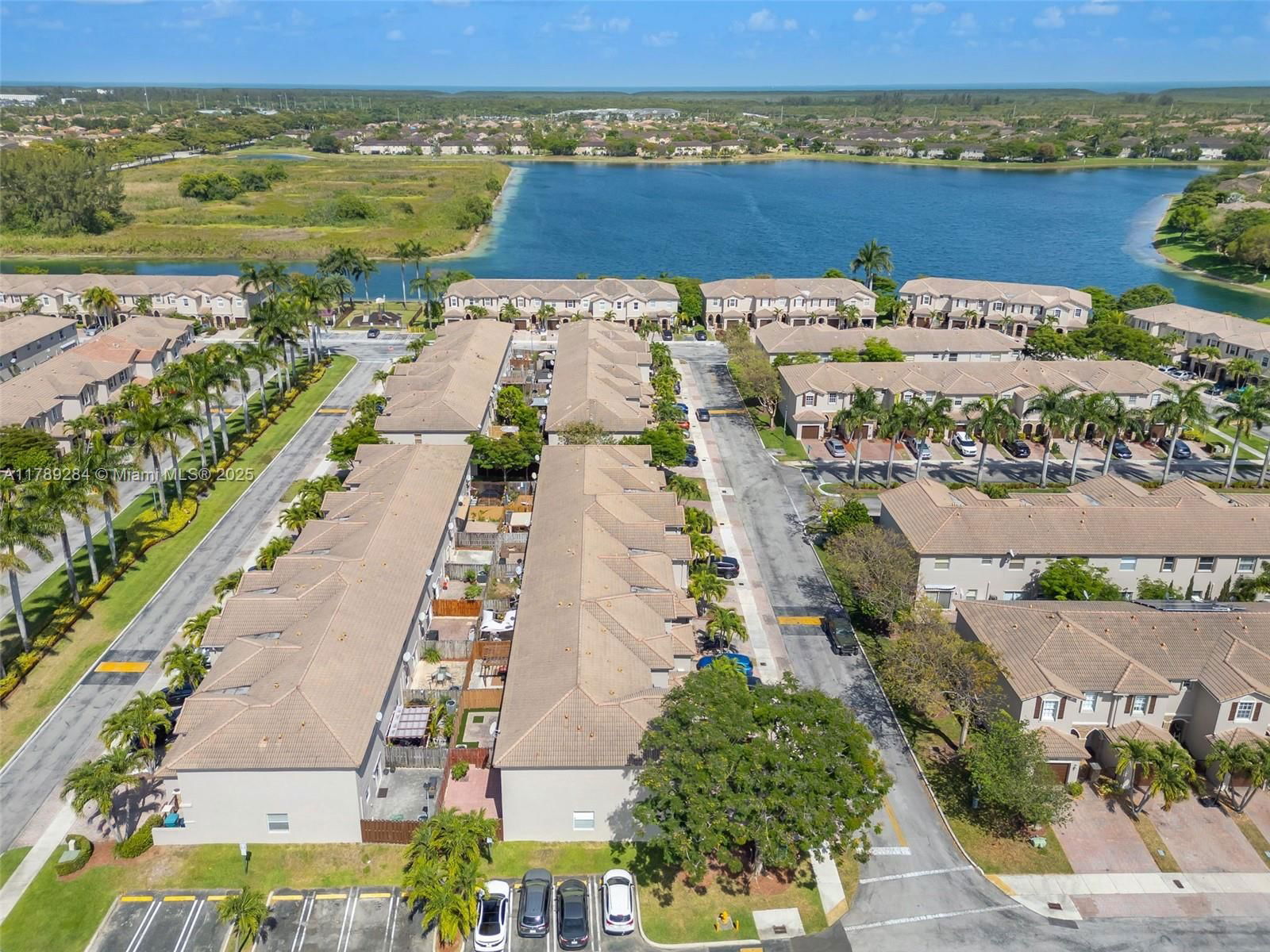 Real estate property located at 9371 221st Way, Miami-dade, Lakes By The Bay Cee, Cutler Bay, FL
