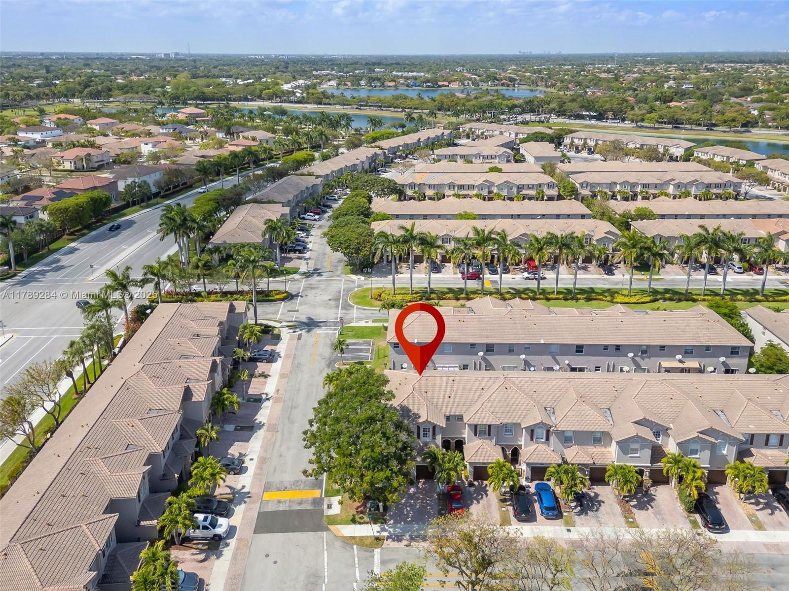 Real estate property located at 9371 221st Way, Miami-dade, Lakes By The Bay Cee, Cutler Bay, FL