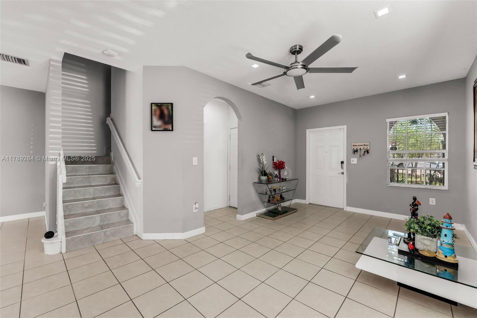 Real estate property located at 9371 221st Way, Miami-dade, Lakes By The Bay Cee, Cutler Bay, FL