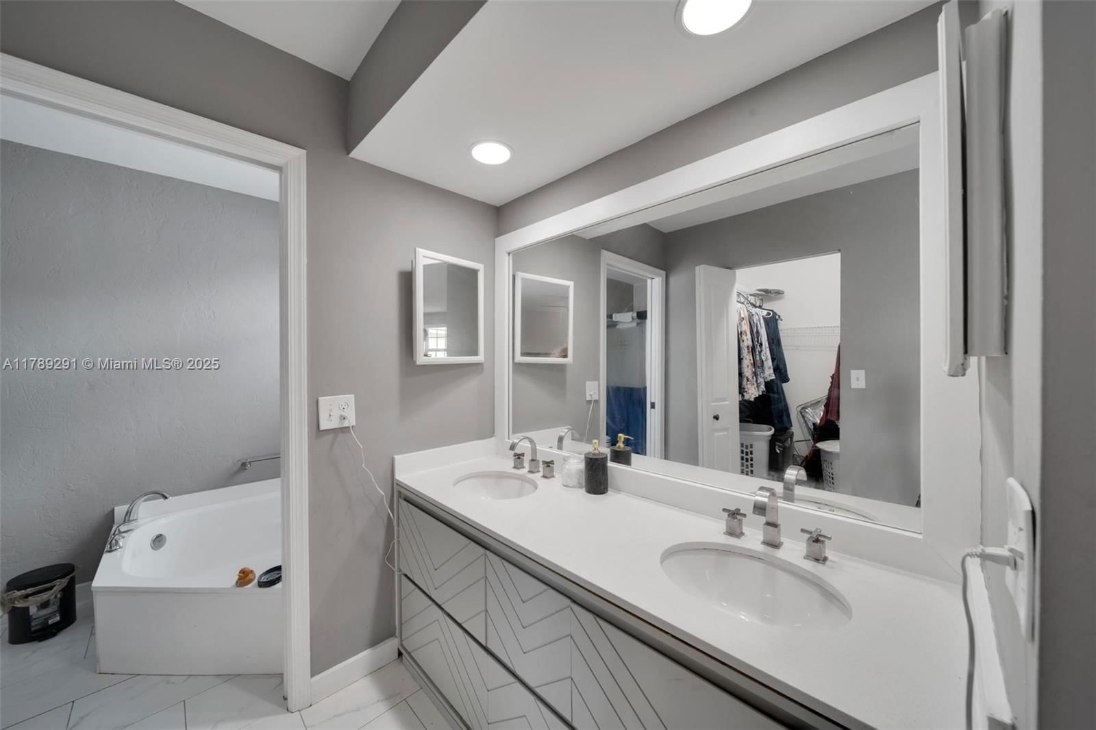 Real estate property located at 5498 45th Way, Broward, Winston Park Section Two-, Coconut Creek, FL