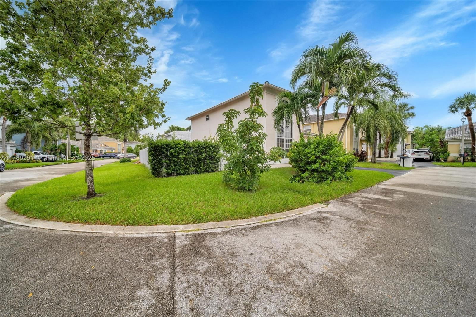Real estate property located at 5498 45th Way, Broward, Winston Park Section Two-, Coconut Creek, FL
