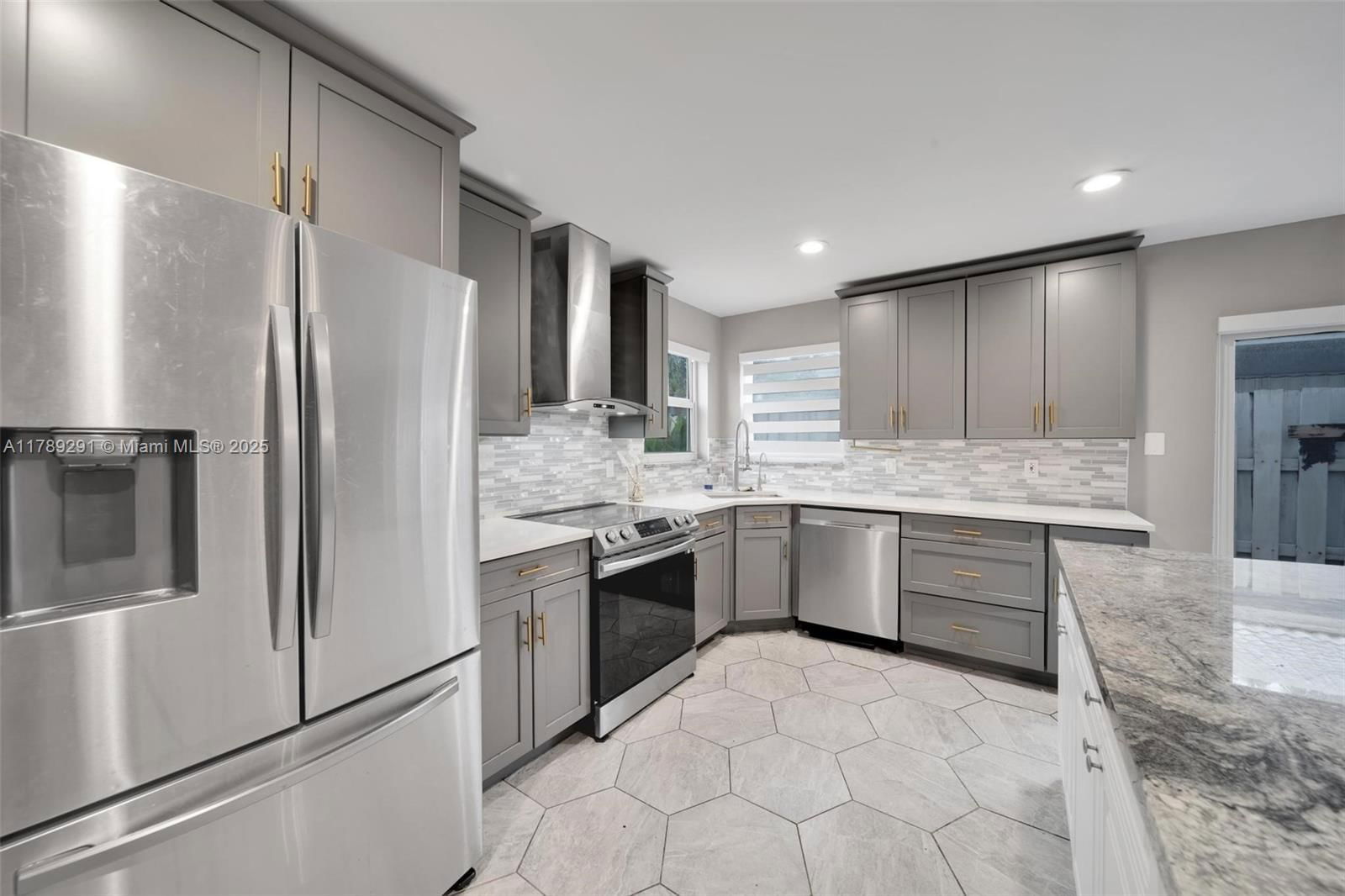 Real estate property located at 5498 45th Way, Broward, Winston Park Section Two-, Coconut Creek, FL