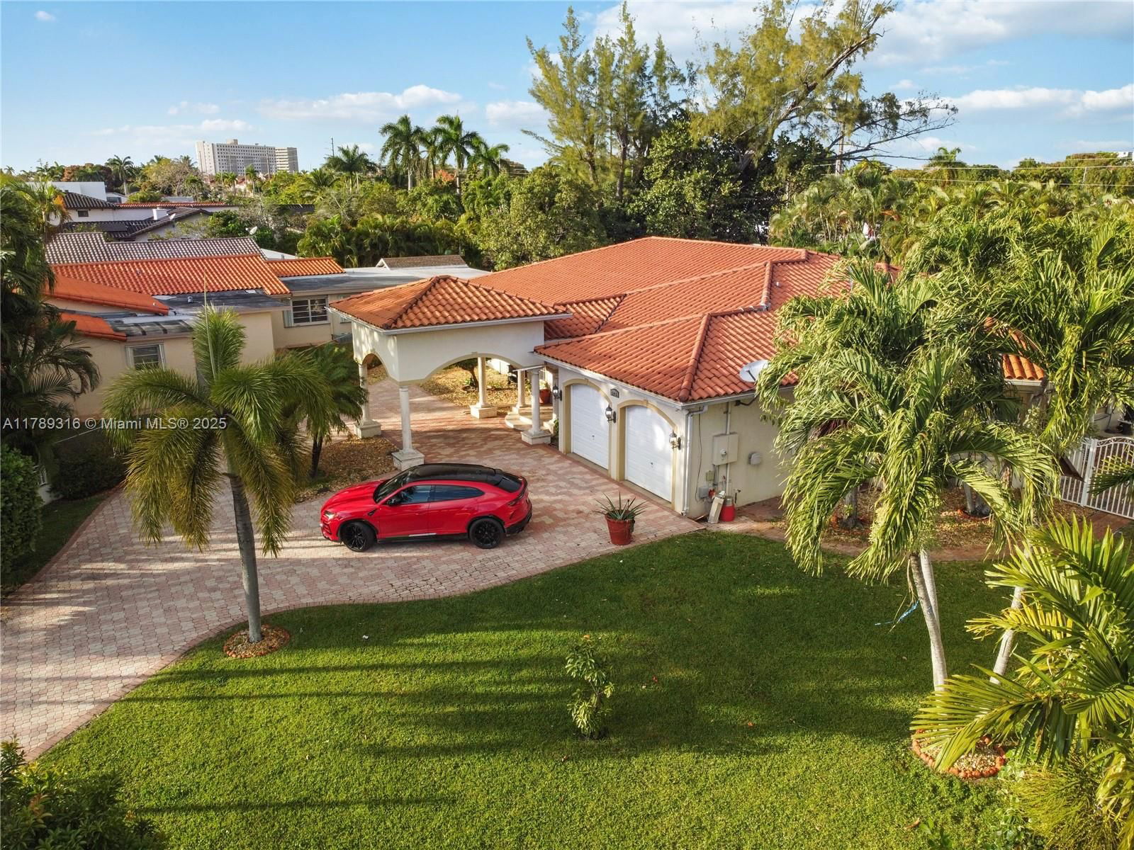 Real estate property located at 105 Royal Poinciana Blvd, Miami-dade, Pl 1 Of East Springs, Miami Springs, FL