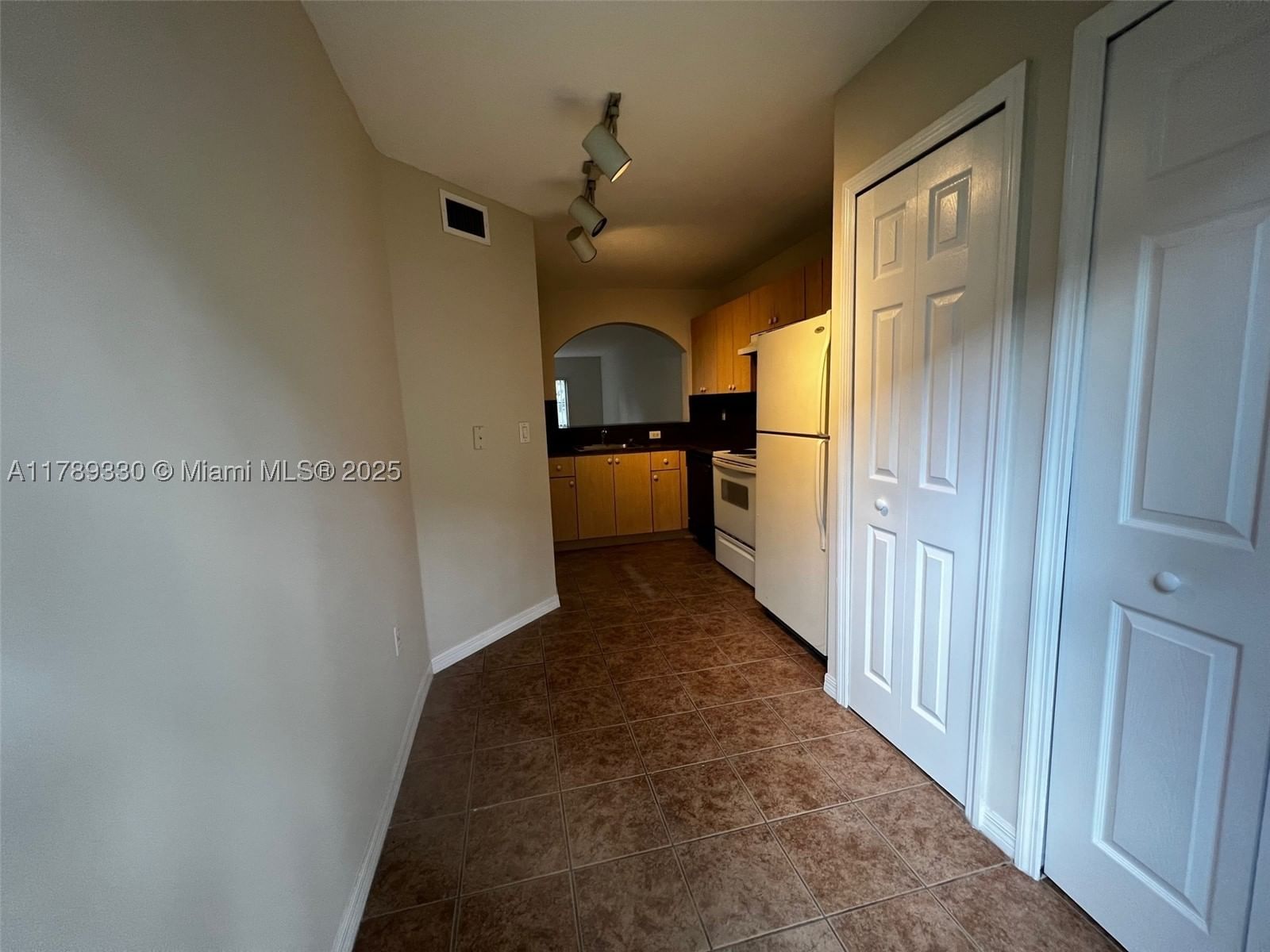 Real estate property located at 2911 13th Ave #102-49, Miami-dade, Venetia Gardens South, Homestead, FL