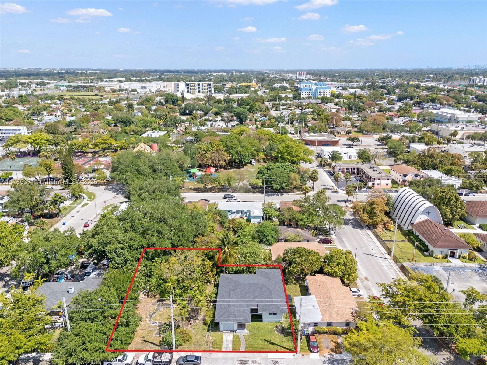 Real estate property located at 825 60th St, Miami-dade, Drillon Sub In Se1/4, Miami, FL