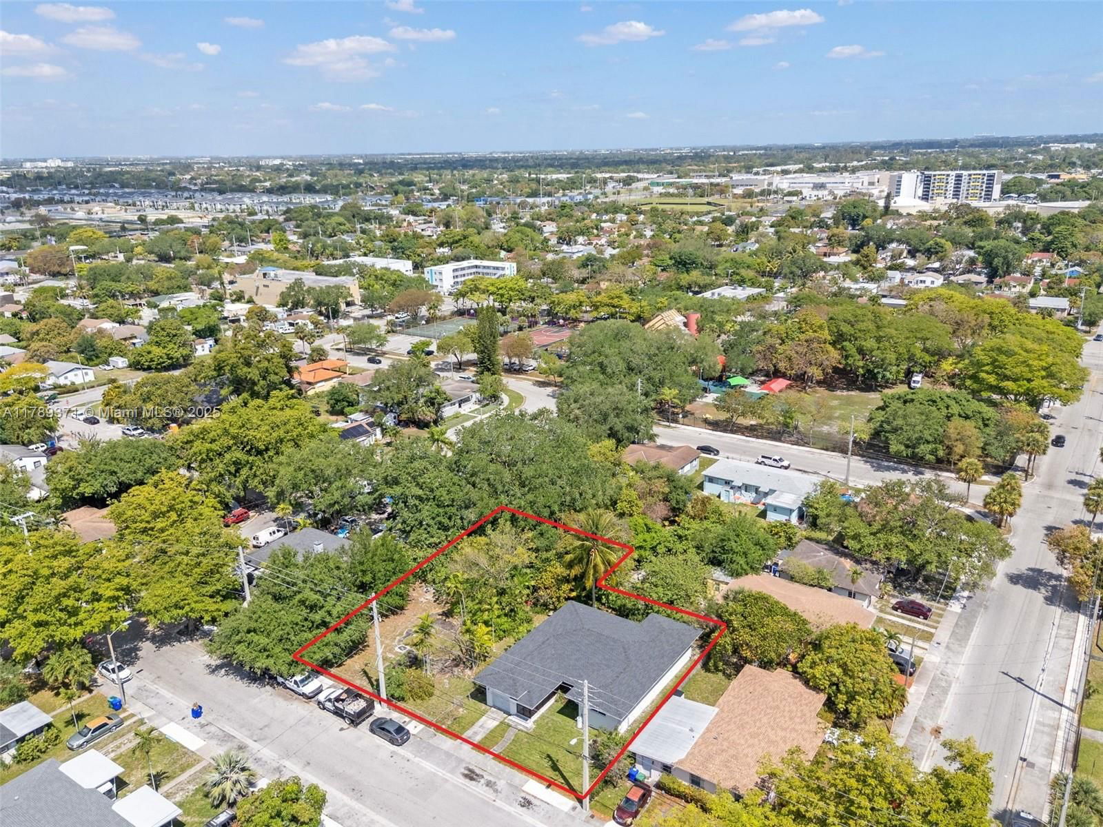 Real estate property located at 825 60th St, Miami-dade, Drillon Sub In Se1/4, Miami, FL