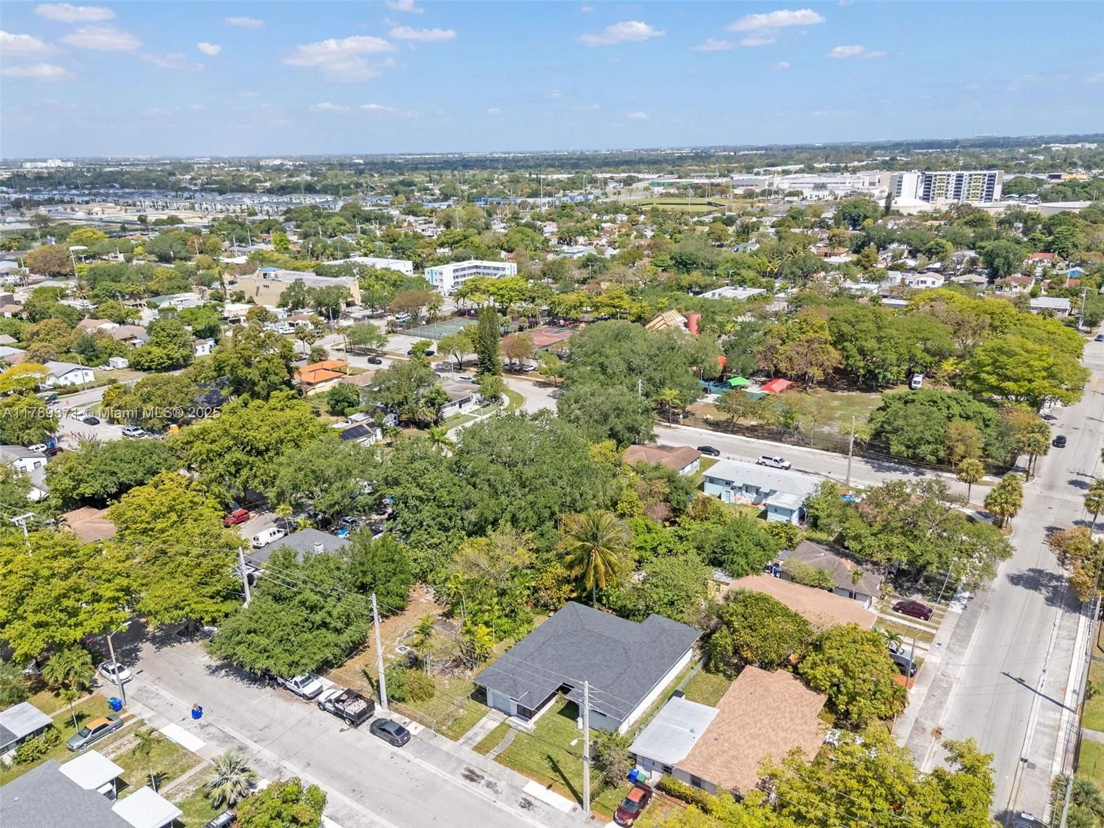 Real estate property located at 825 60th St, Miami-dade, Drillon Sub In Se1/4, Miami, FL