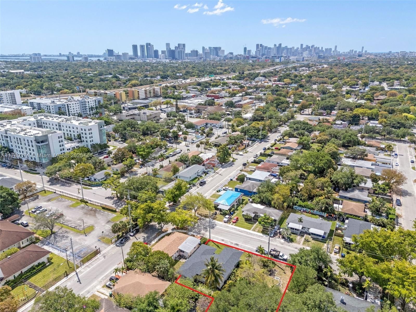 Real estate property located at 825 60th St, Miami-dade, Drillon Sub In Se1/4, Miami, FL