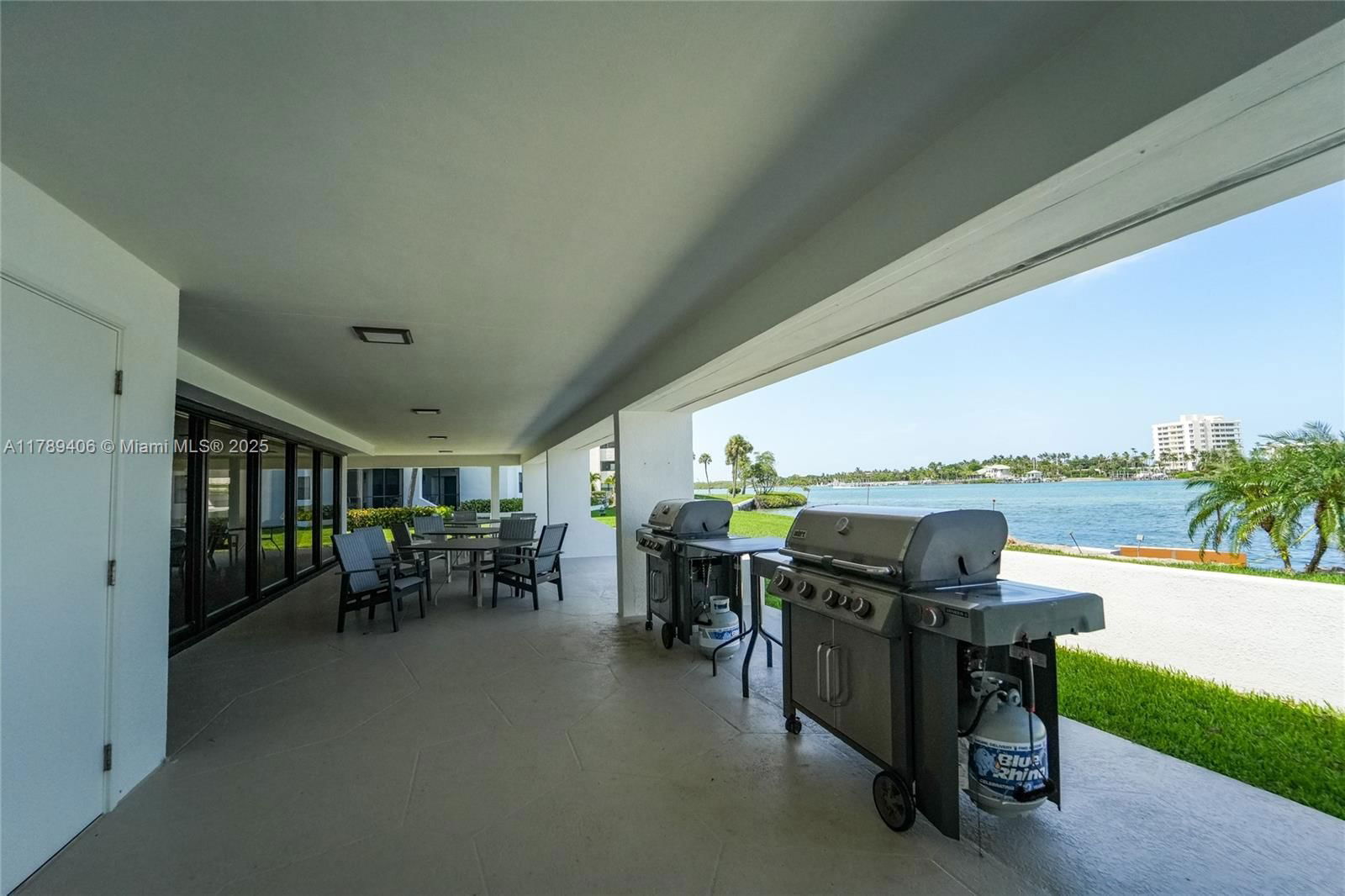 Real estate property located at 19800 Sandpointe Bay Dr #506, Palm Beach, Sandpointe Bay Condo, Tequesta, FL