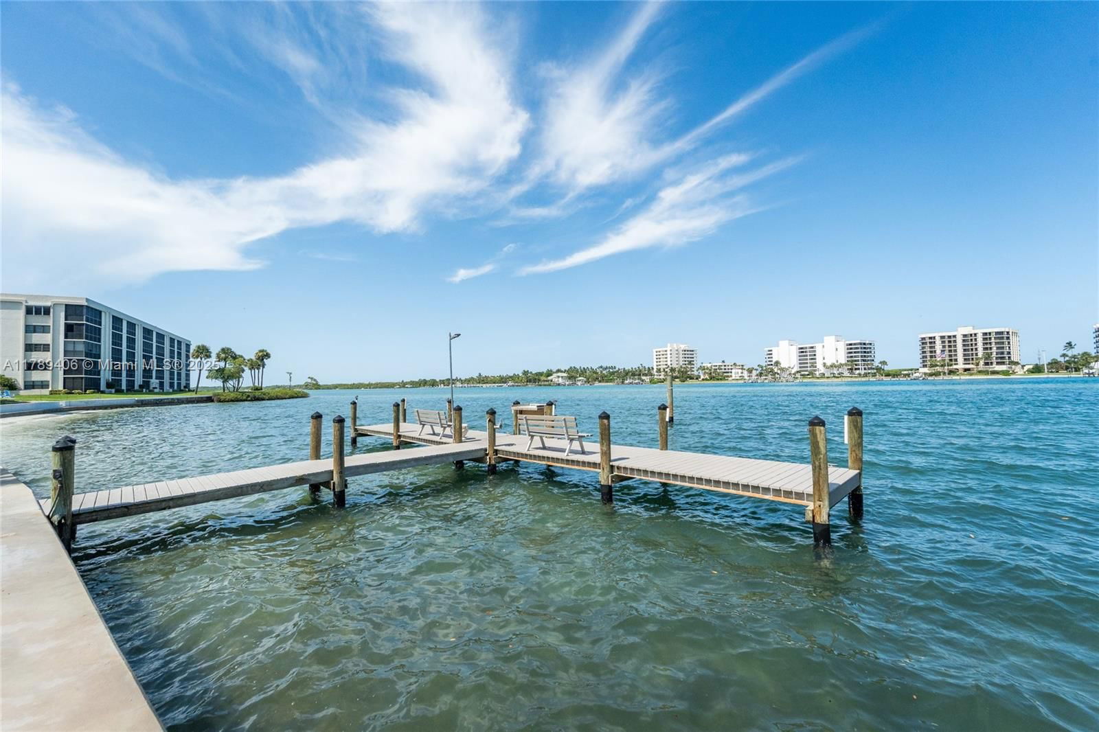Real estate property located at 19800 Sandpointe Bay Dr #506, Palm Beach, Sandpointe Bay Condo, Tequesta, FL