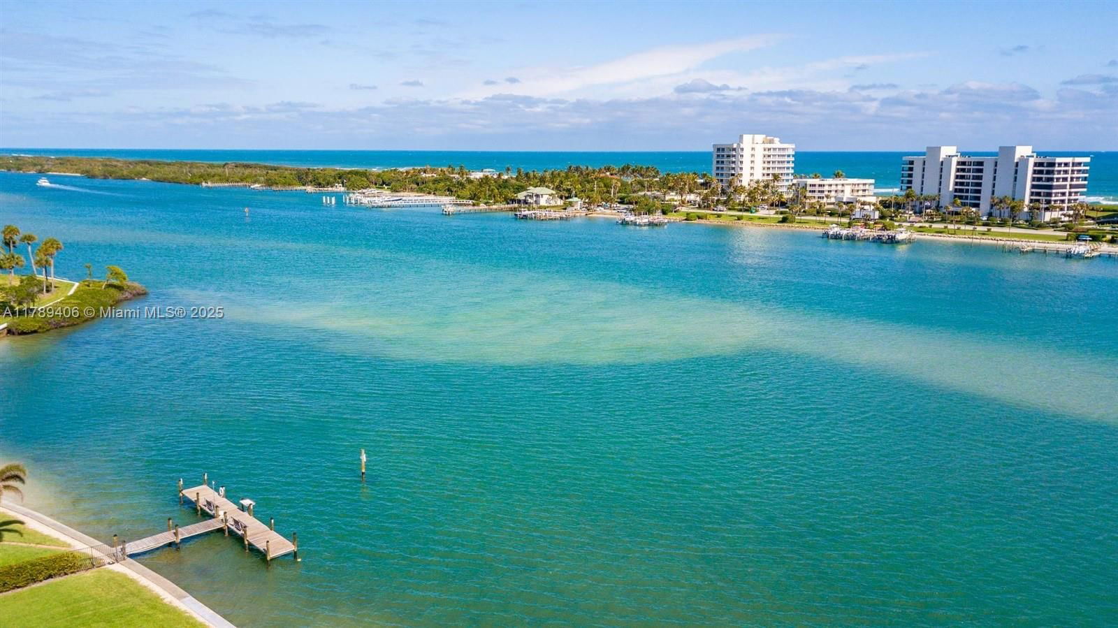 Real estate property located at 19800 Sandpointe Bay Dr #506, Palm Beach, Sandpointe Bay Condo, Tequesta, FL
