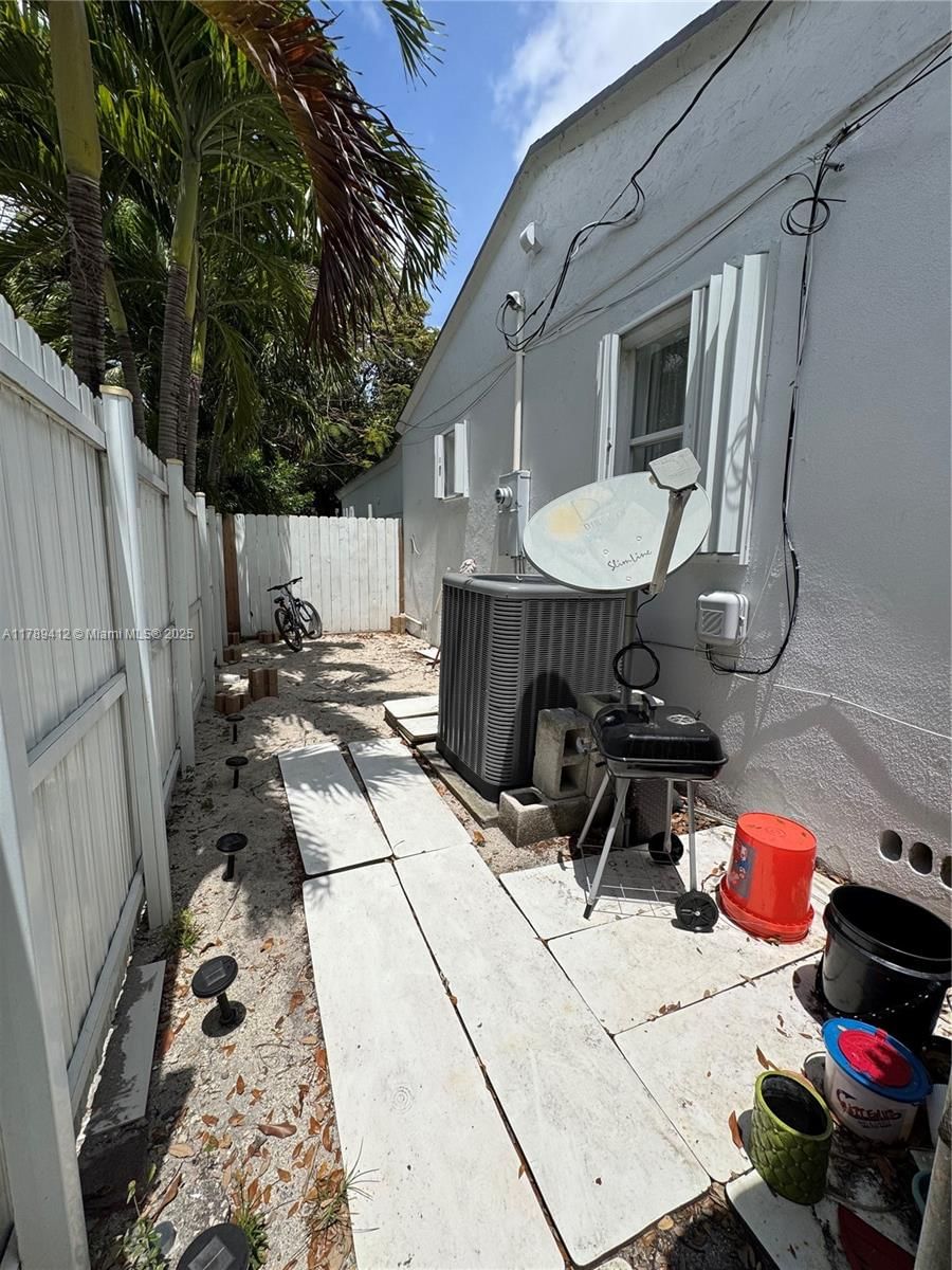Real estate property located at 1501 42nd St, Miami-dade, North Miami Estates, Miami, FL