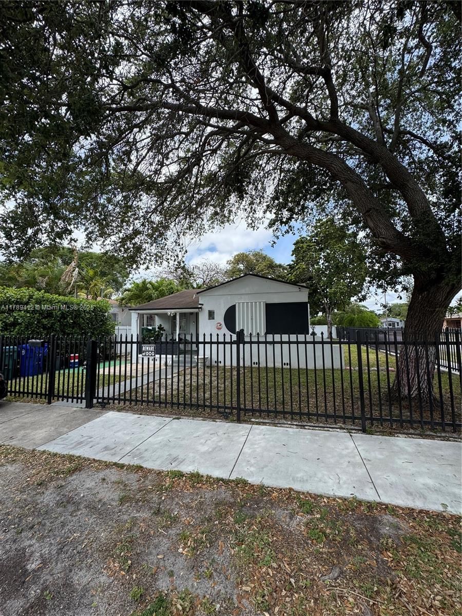Real estate property located at 1501 42nd St, Miami-dade, North Miami Estates, Miami, FL