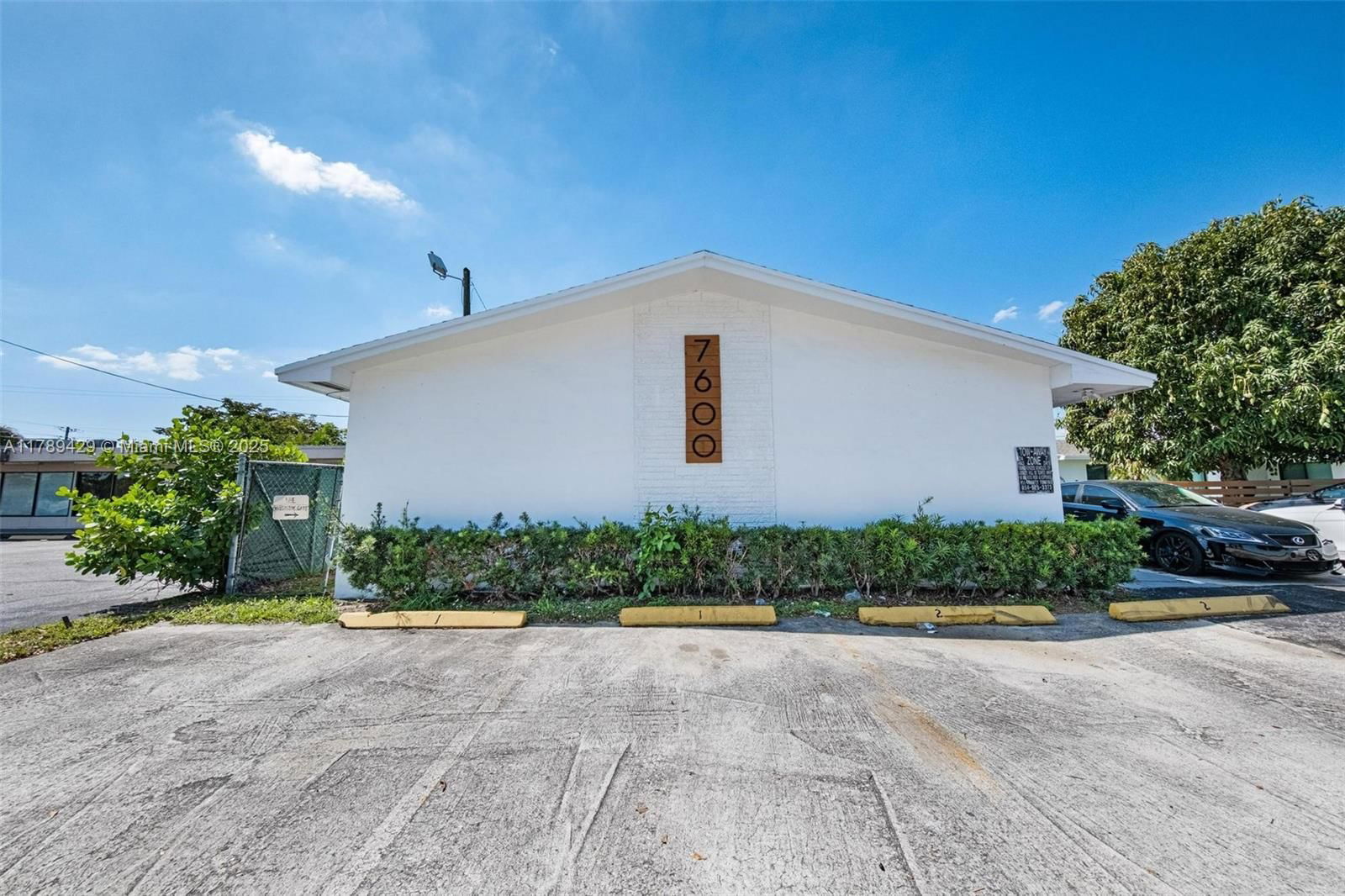 Real estate property located at 7600 Pembroke Rd, Broward, Miramar Sec 16, Miramar, FL