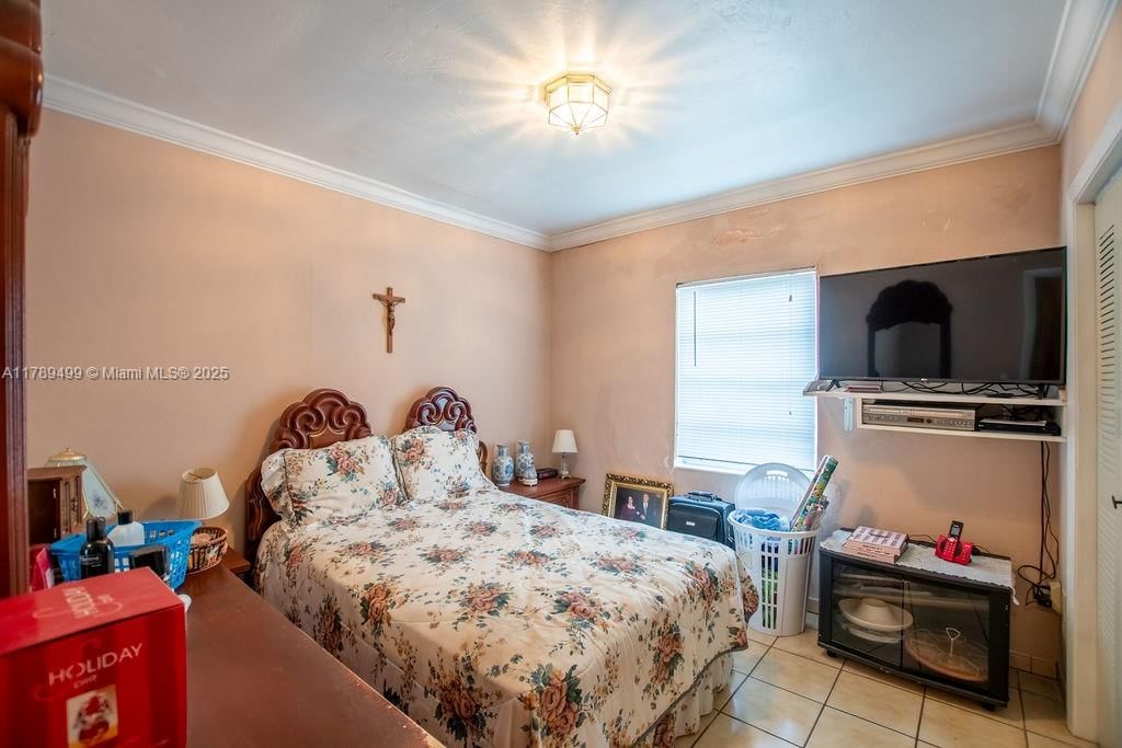 Real estate property located at 891 24th St, Miami-dade, Hialeah 13th Addn Amd Pl, Hialeah, FL