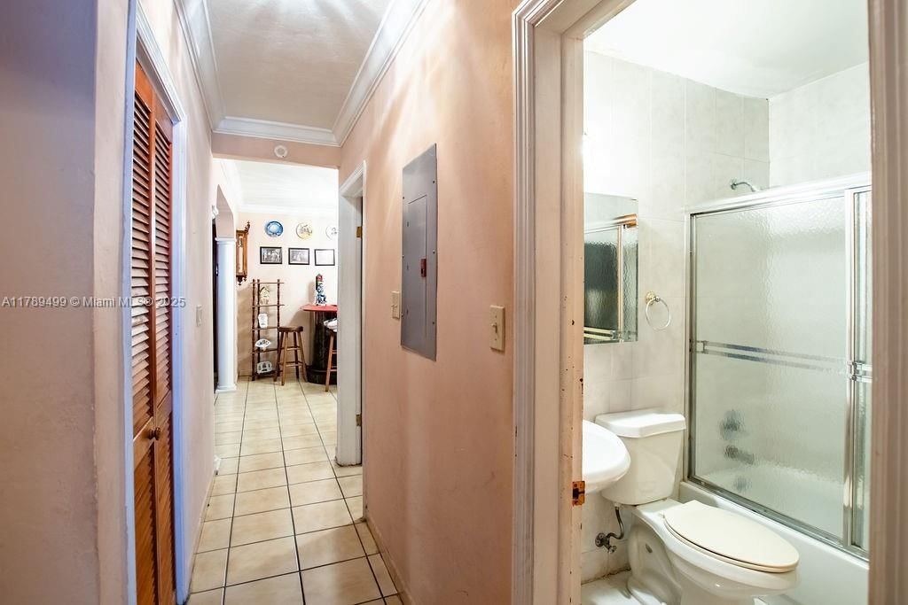 Real estate property located at 891 24th St, Miami-dade, Hialeah 13th Addn Amd Pl, Hialeah, FL