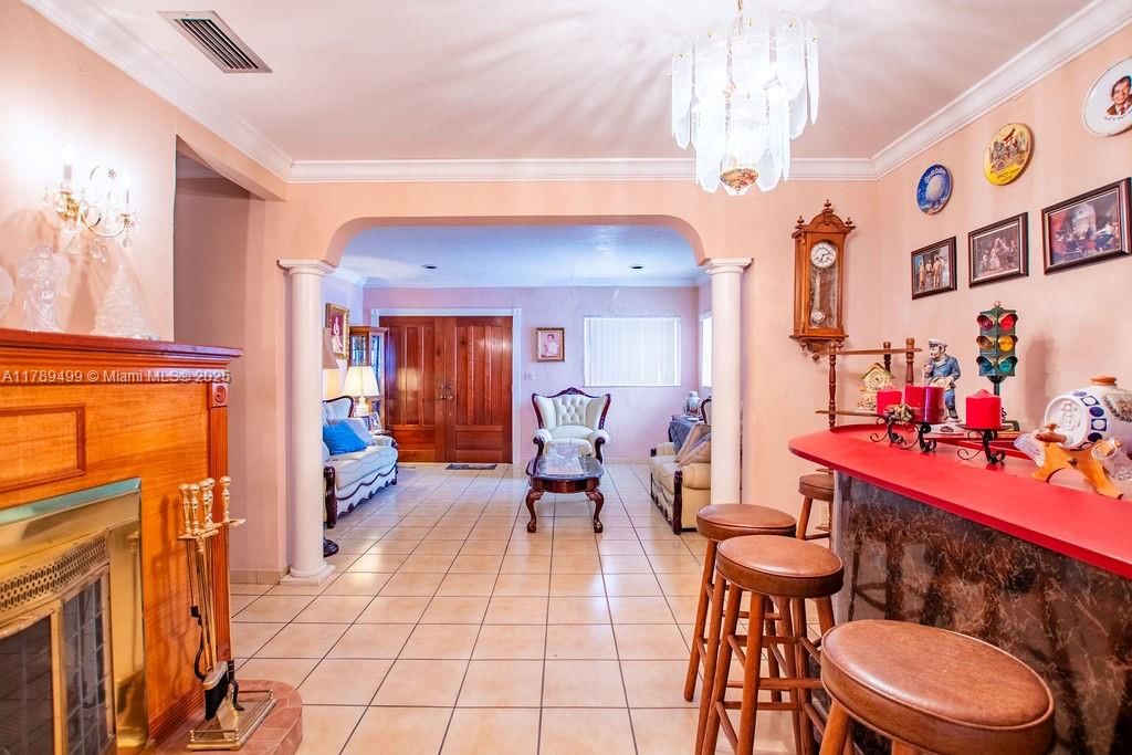 Real estate property located at 891 24th St, Miami-dade, Hialeah 13th Addn Amd Pl, Hialeah, FL