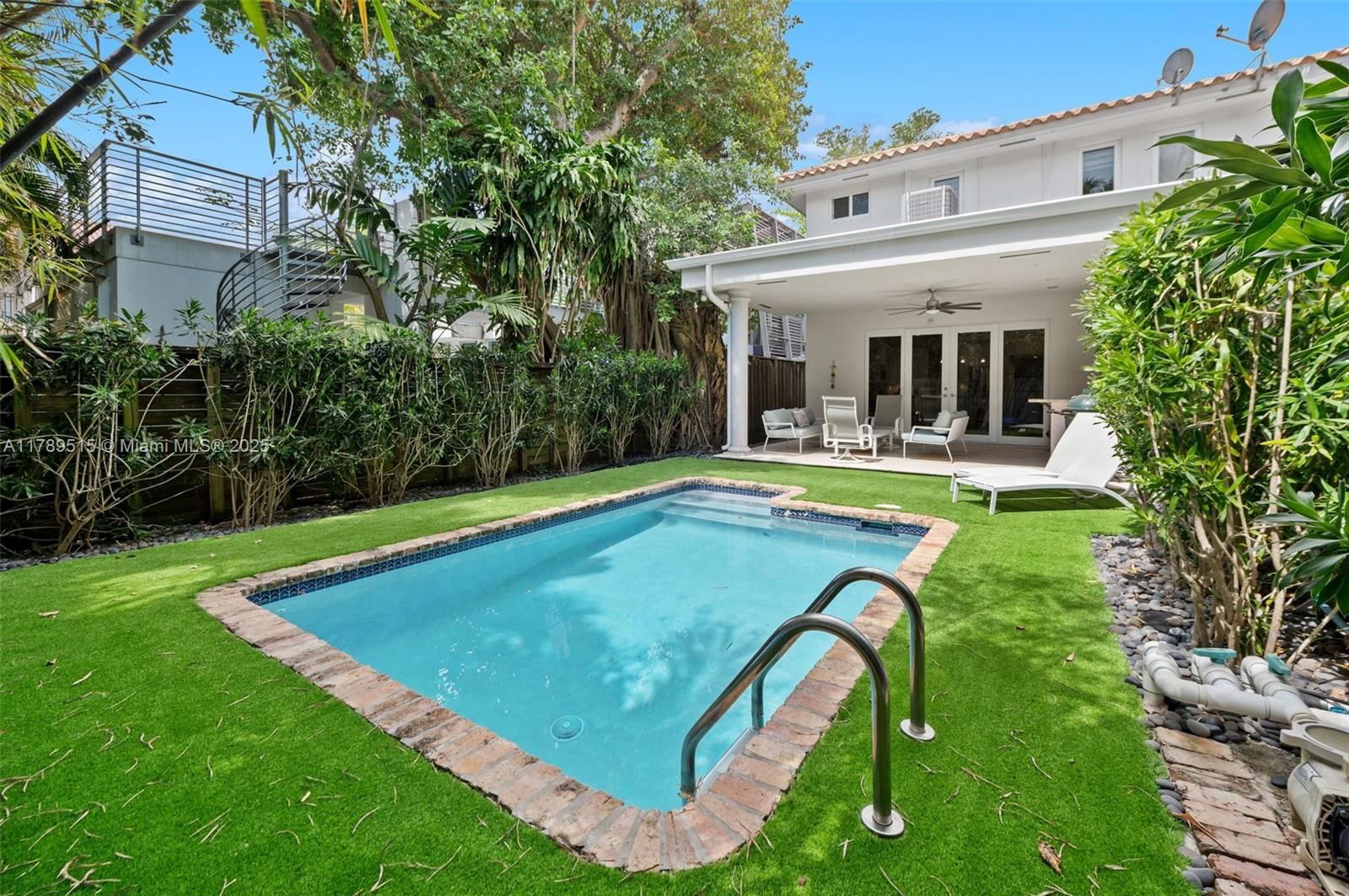Real estate property located at 3169 Mary St #2, Miami-dade, Cornelia M Day Sub, Coconut Grove, FL