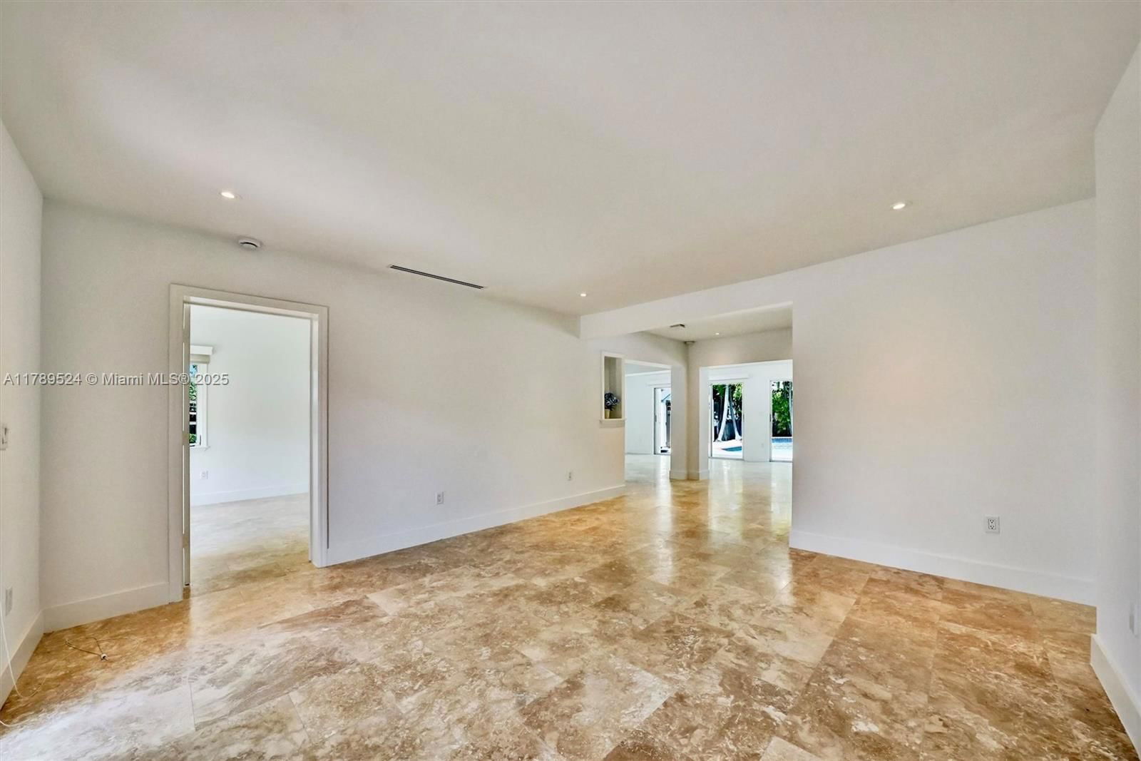 Real estate property located at 255 Ridgewood Rd, Miami-dade, Tropical Isle Homes Sub 4, Key Biscayne, FL