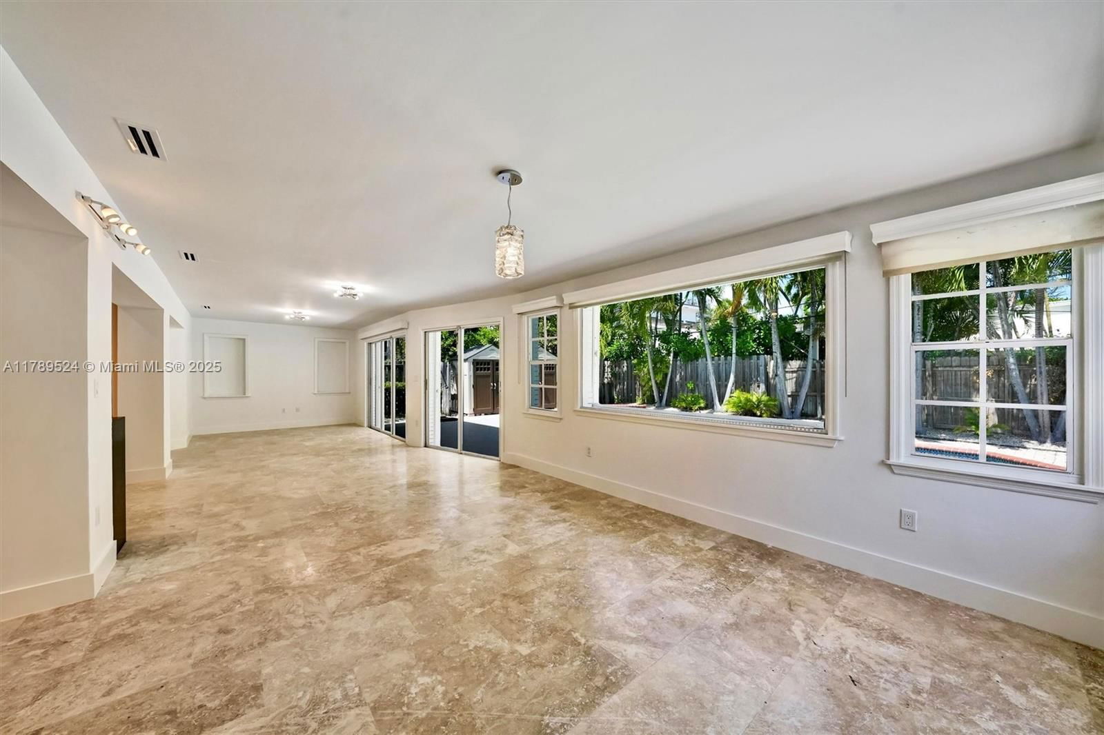 Real estate property located at 255 Ridgewood Rd, Miami-dade, Tropical Isle Homes Sub 4, Key Biscayne, FL
