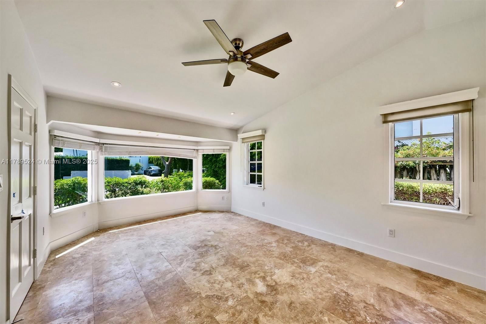 Real estate property located at 255 Ridgewood Rd, Miami-dade, Tropical Isle Homes Sub 4, Key Biscayne, FL