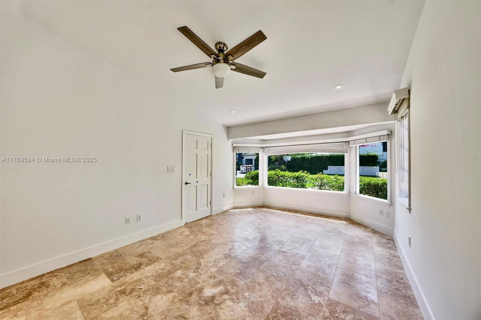 Real estate property located at 255 Ridgewood Rd, Miami-dade, Tropical Isle Homes Sub 4, Key Biscayne, FL