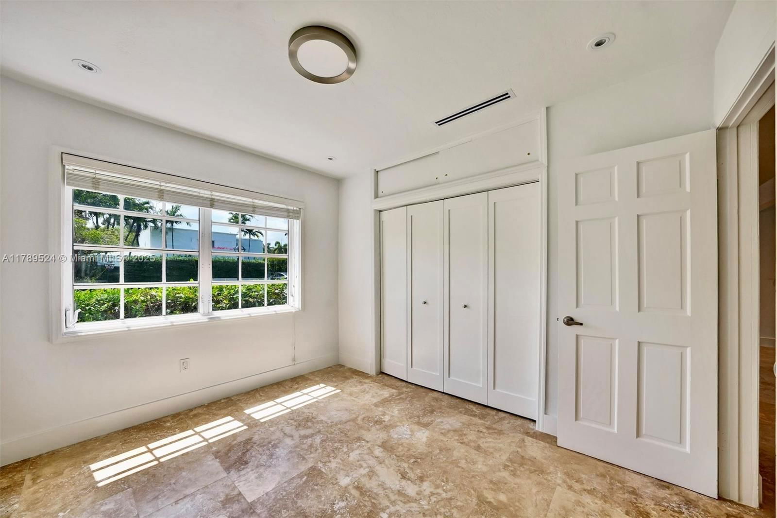 Real estate property located at 255 Ridgewood Rd, Miami-dade, Tropical Isle Homes Sub 4, Key Biscayne, FL