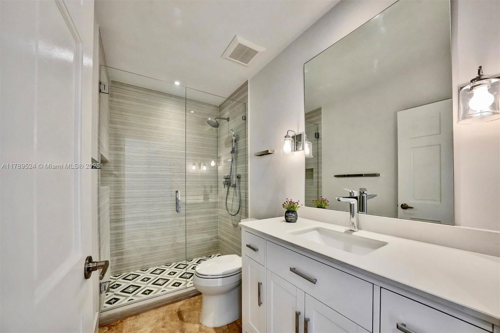 Real estate property located at 255 Ridgewood Rd, Miami-dade, Tropical Isle Homes Sub 4, Key Biscayne, FL