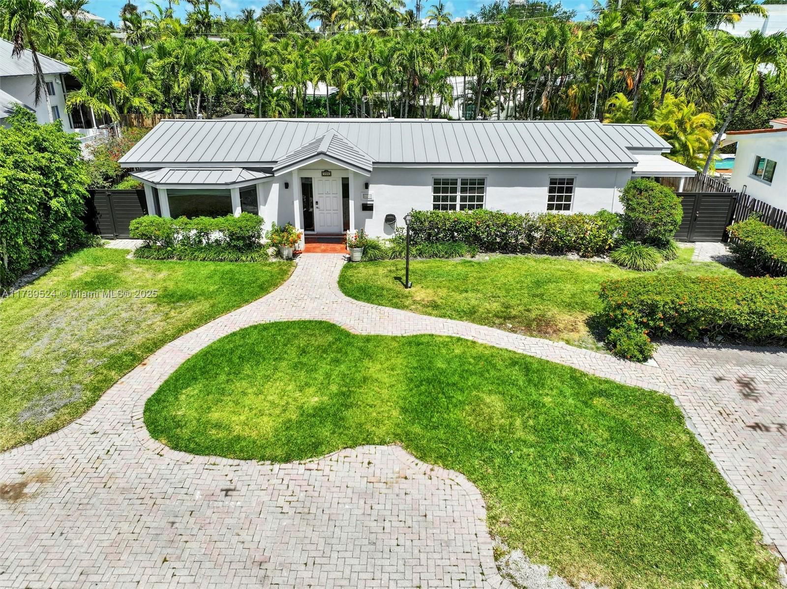 Real estate property located at 255 Ridgewood Rd, Miami-dade, Tropical Isle Homes Sub 4, Key Biscayne, FL