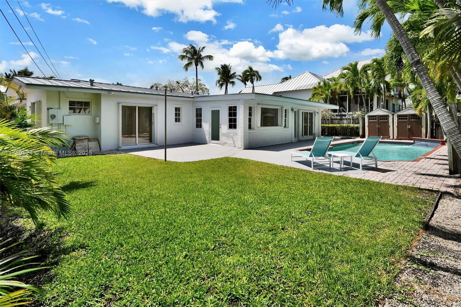 Real estate property located at 255 Ridgewood Rd, Miami-dade, Tropical Isle Homes Sub 4, Key Biscayne, FL