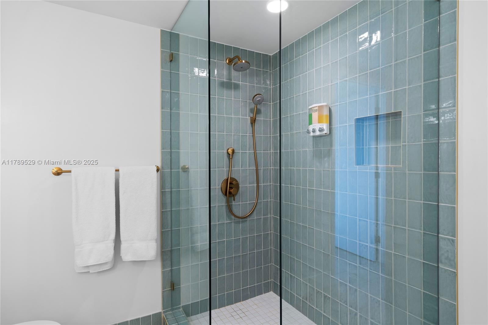 Real estate property located at 159 6th St #3105, Miami-dade, Natiivo/gale Miami, Miami, FL