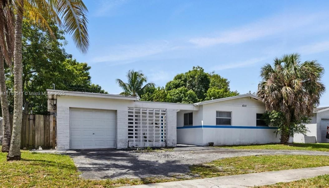 Real estate property located at 4210 23rd St, Broward, Holiday Village Sec Two, Lauderhill, FL