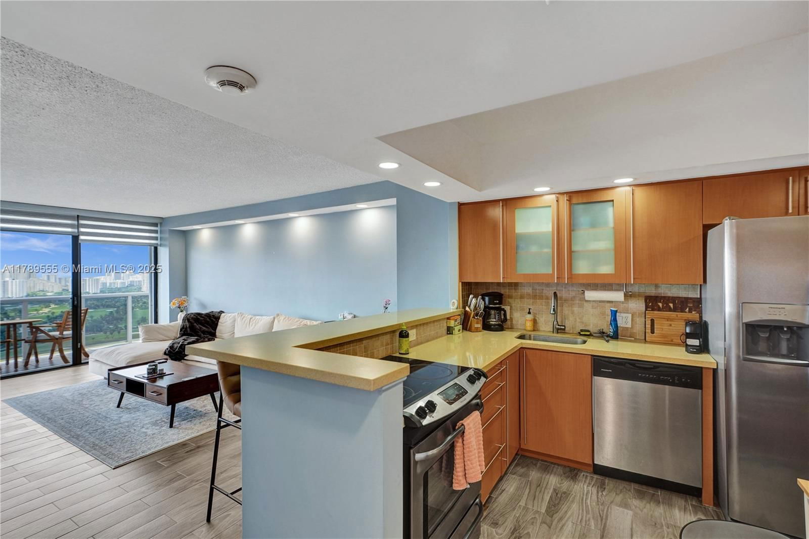Real estate property located at 3625 Country Club Dr #2505, Miami-dade, Aventura Eldorado Condo, Aventura, FL