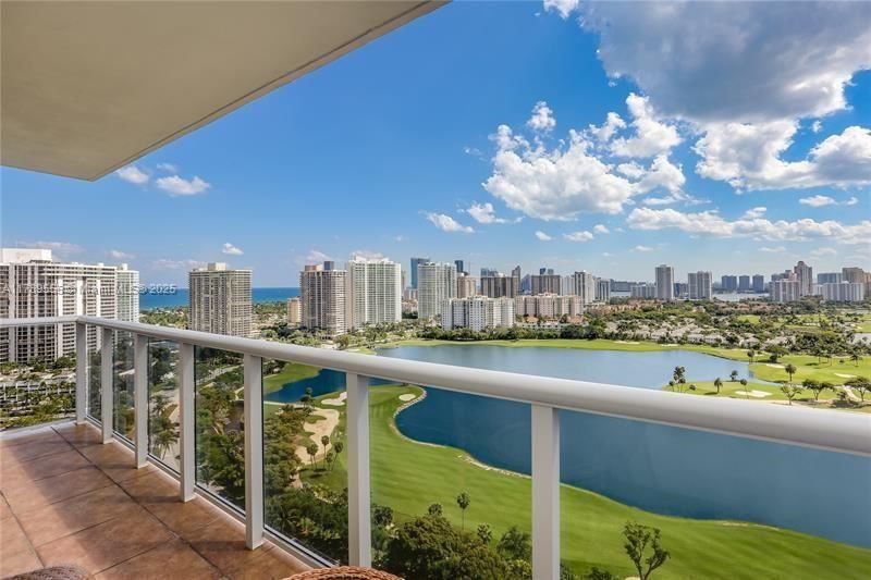 Real estate property located at 3625 Country Club Dr #2505, Miami-dade, Aventura Eldorado Condo, Aventura, FL