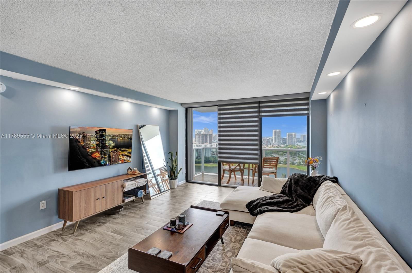 Real estate property located at 3625 Country Club Dr #2505, Miami-dade, Aventura Eldorado Condo, Aventura, FL