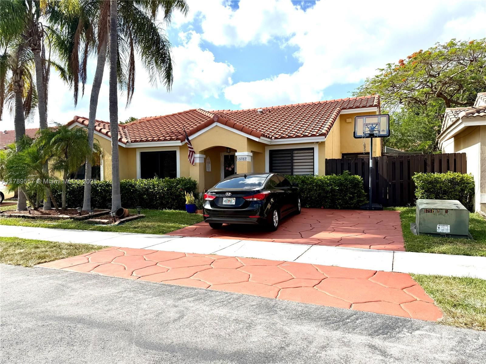 Real estate property located at 15357 43rd Ter, Miami-dade, Imperial Group, Miami, FL