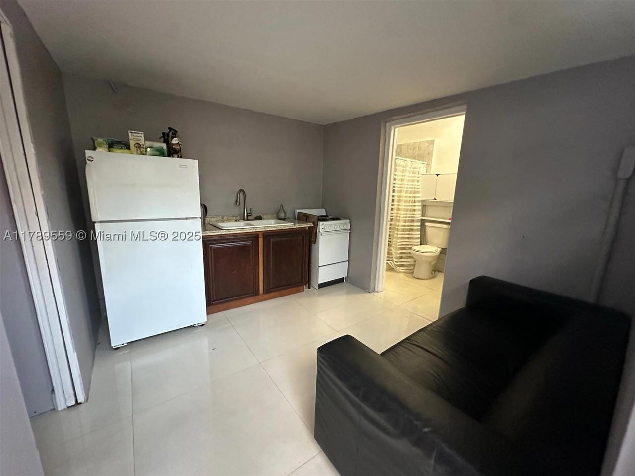 Real estate property located at 100 Virginia Rd, Broward, Miami Gardens Estates Sec, West Park, FL